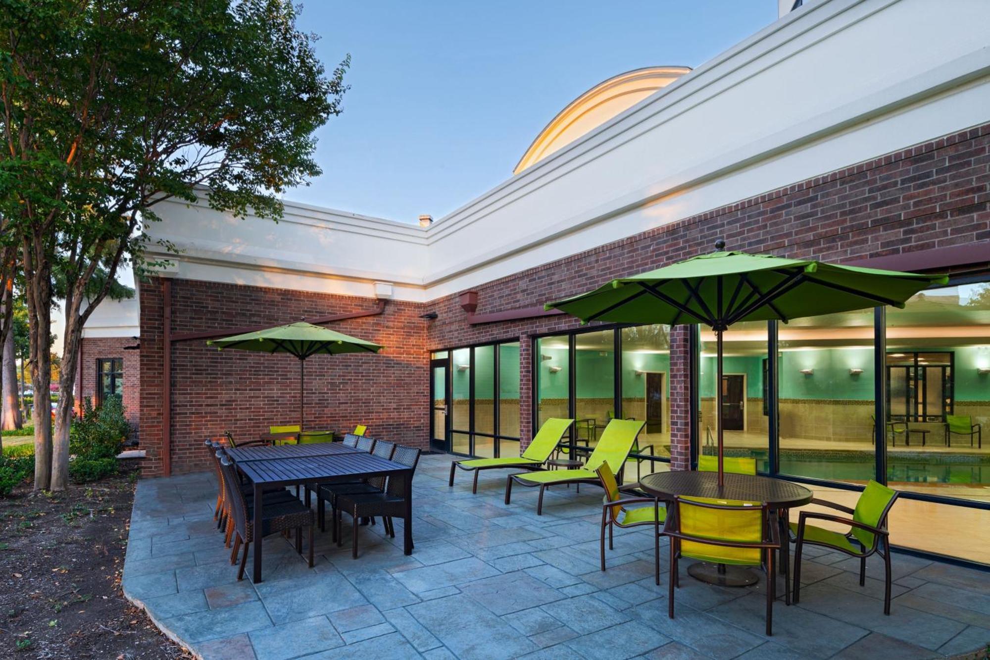 Springhill Suites By Marriott Dallas Dfw Airport East Las Colinas Irving Ngoại thất bức ảnh